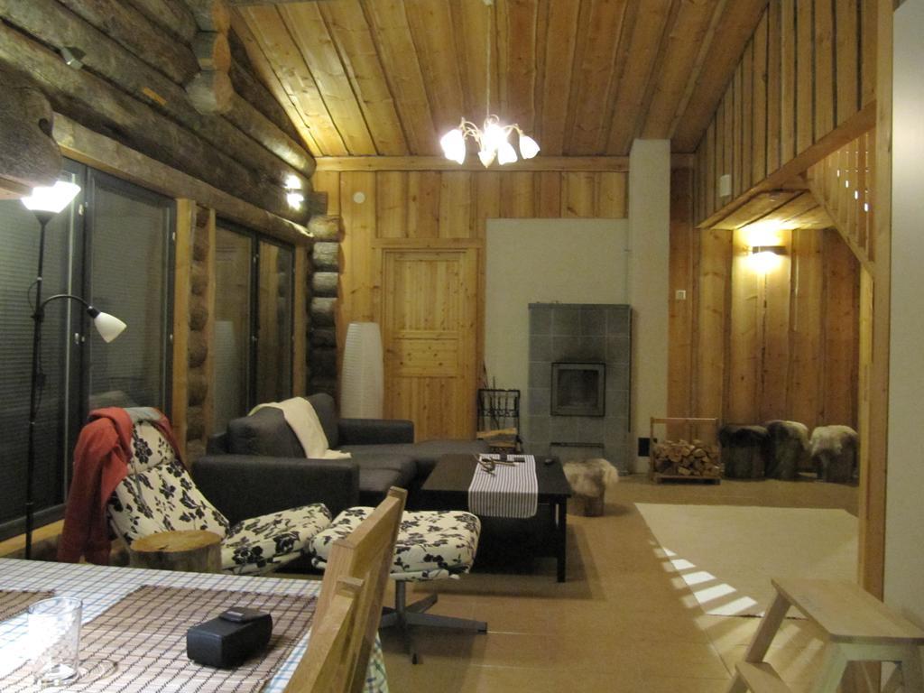 Revontuli Cottage Kolari Phòng bức ảnh